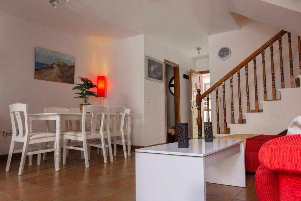 Duplex In Quiet Zone, Next To Sea, Fast Wifi El Médano Exterior foto